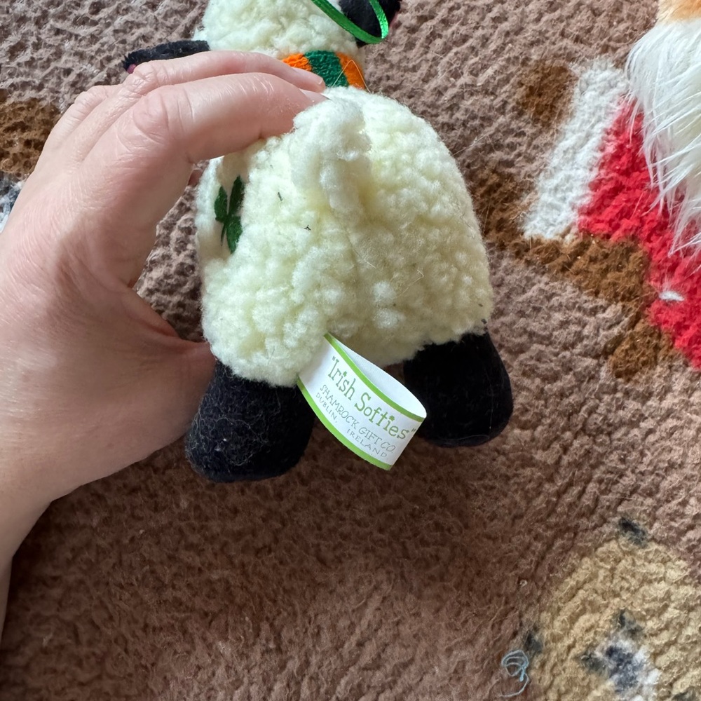 Adorable small plush lamb ornament from Ireland- cute!! - Picture 3 of 5